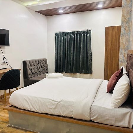 Hotel Vedicvista Indore Eksteriør billede