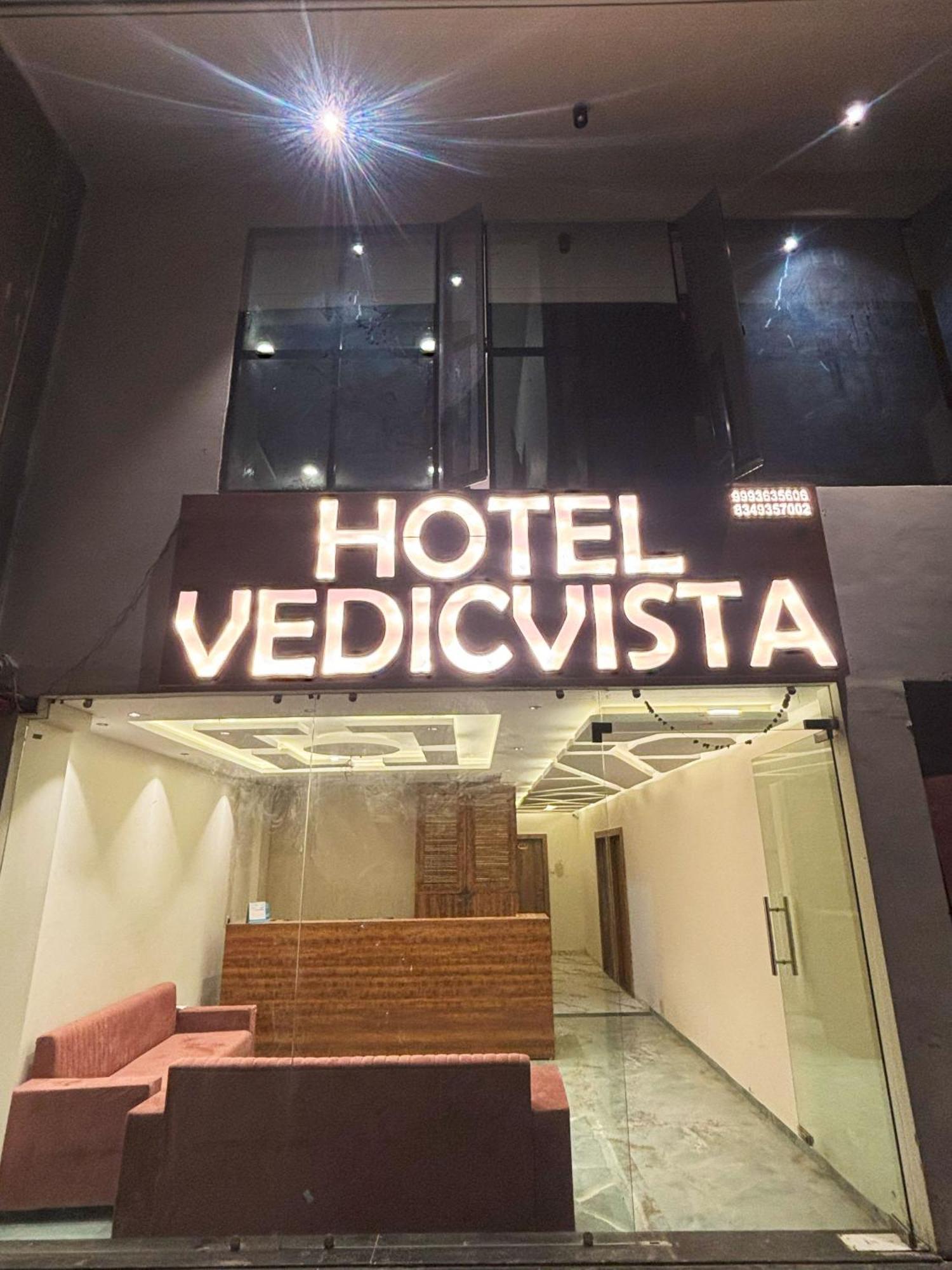 Hotel Vedicvista Indore Eksteriør billede