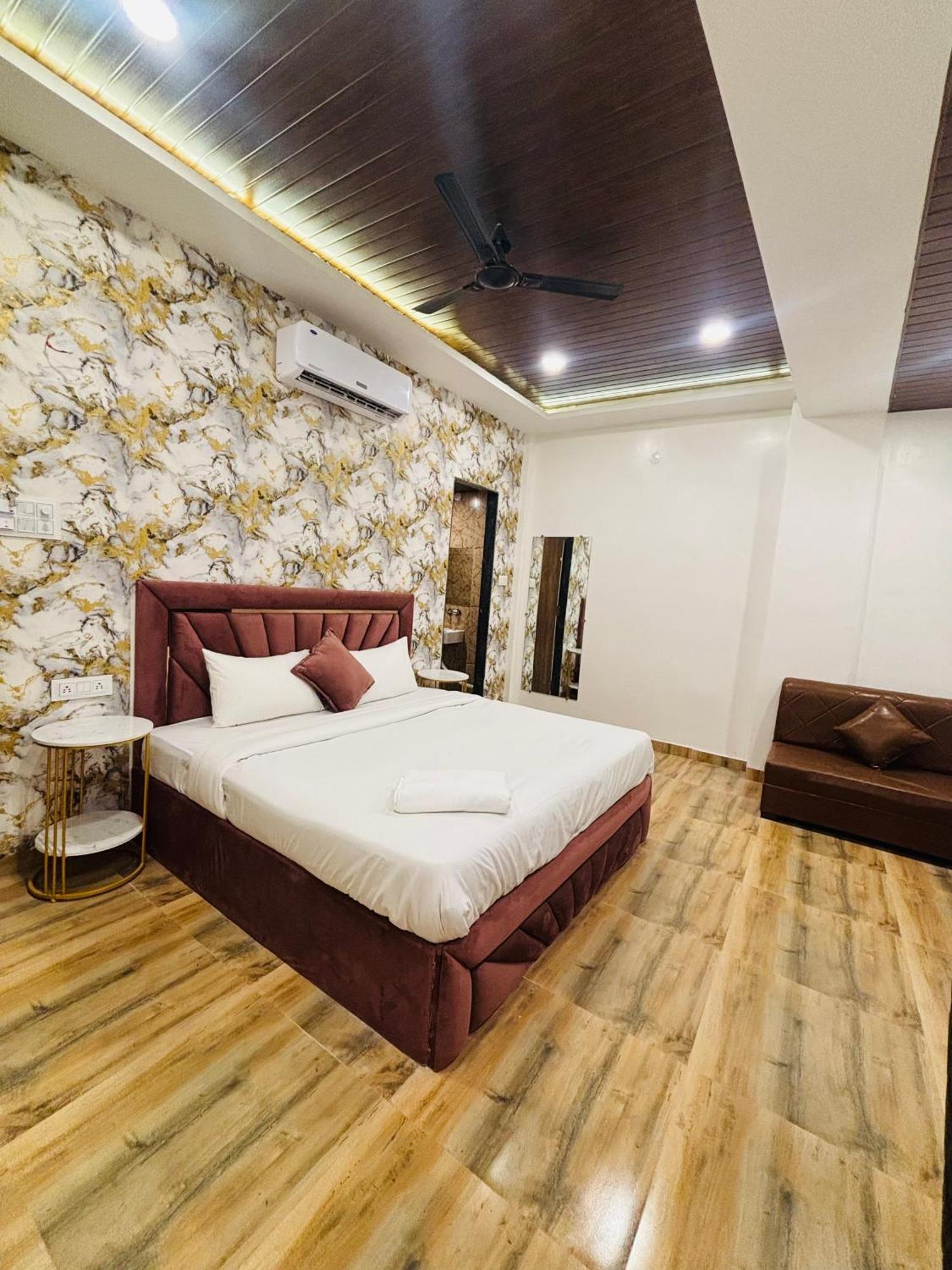 Hotel Vedicvista Indore Eksteriør billede