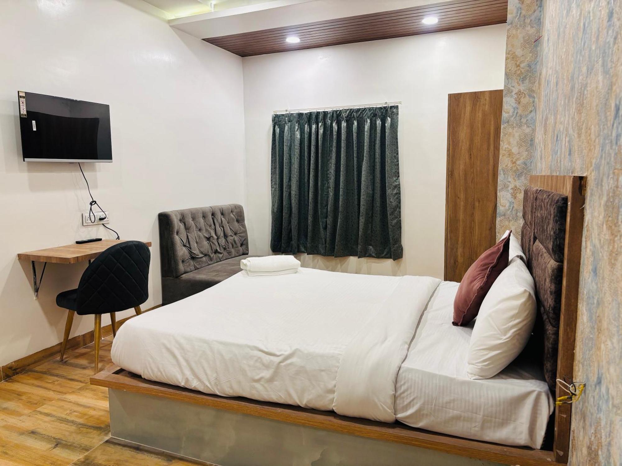 Hotel Vedicvista Indore Eksteriør billede